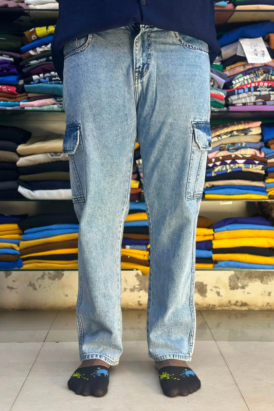 Men's light blue 6 pocket cargo jeans in premium denim fabric with straight leg fit and utility side pockets in sizes 38 and 40 by TheBrandSpot