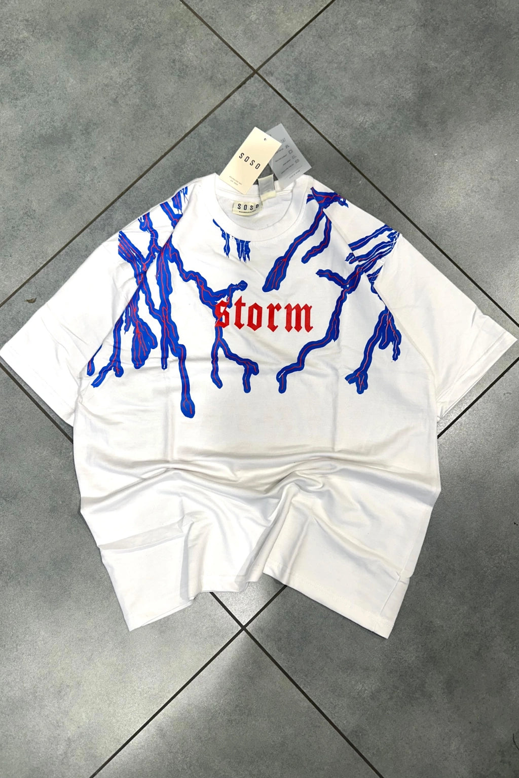 Men's vanilla mist white storm lightning graphic printed oversized t-shirt in drop shoulder fit by The Brand Spot